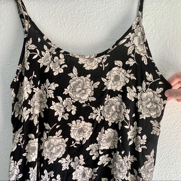 JOHN GALT Floral Tunic Top - Picture 2 of 4